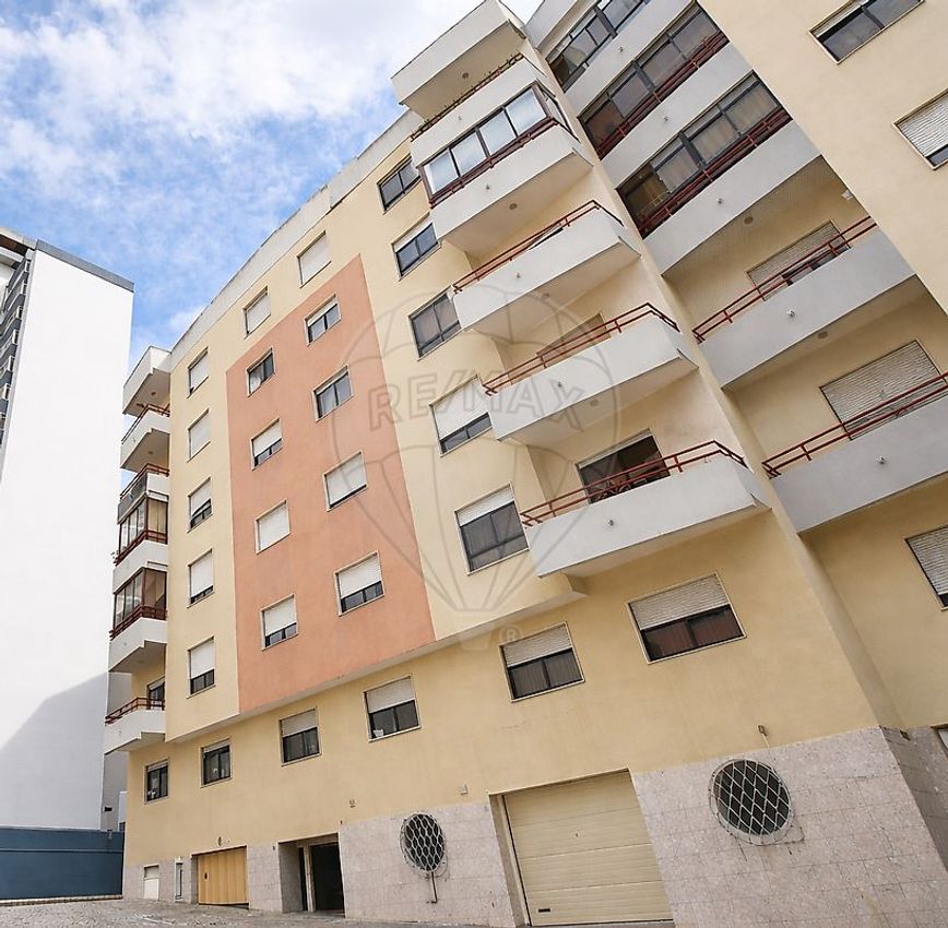 出租公寓 t3在Praceta Luís Villa Verde