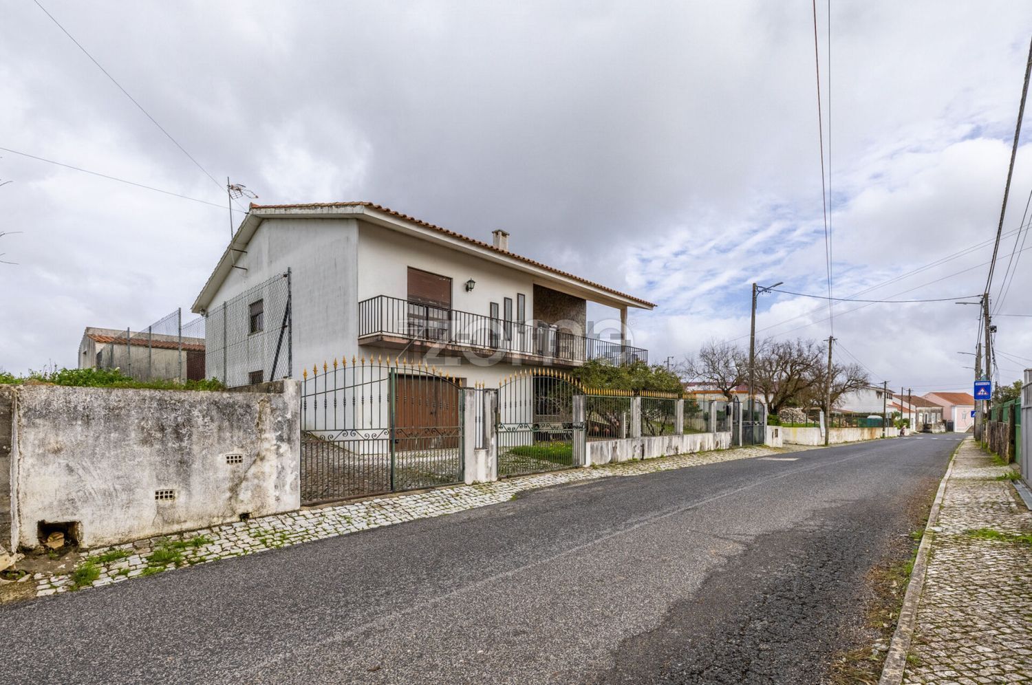 小楼房或独栋别墅出售在Rua da Piedade, 12 - 外立面