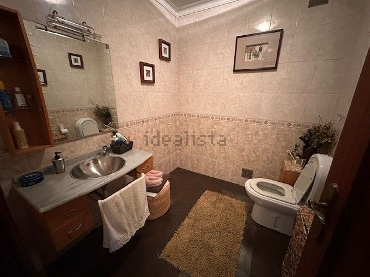 小楼房或独栋别墅出售在Rua Vila de Aguiar da Beira, 55 - 卫生间
