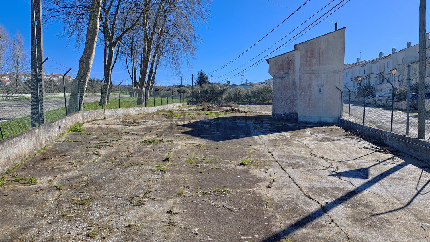 小楼房或独栋别墅出售在Rua de Leiria, 120 - 照片