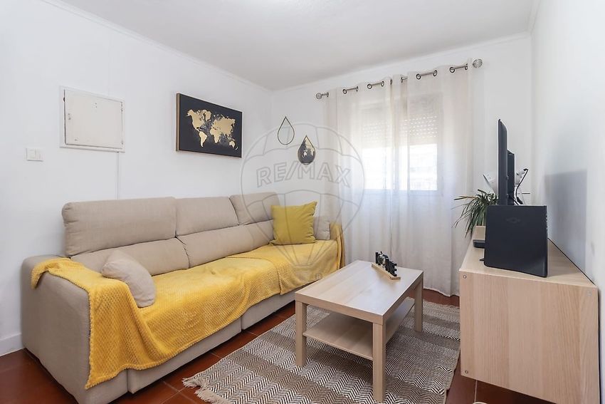 公寓 t2出售在Avenida Infante Dom Henrique