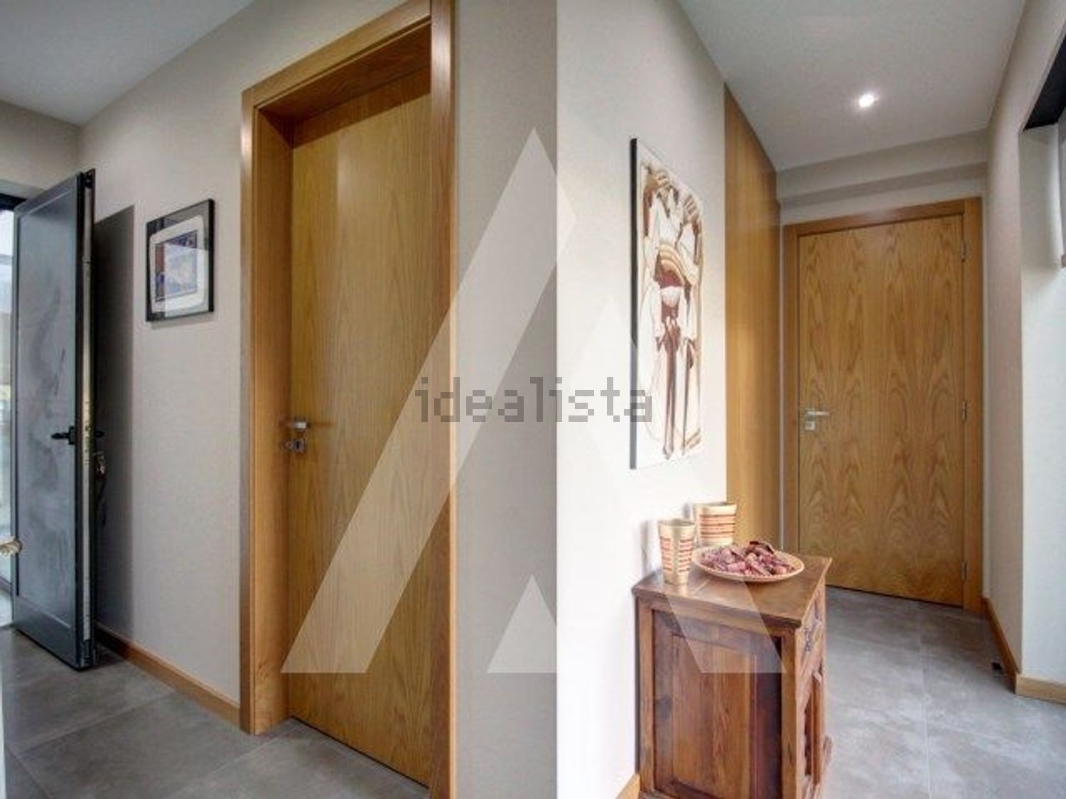 小楼房或独栋别墅出售在Rua Professor José de Oliveira - 过道