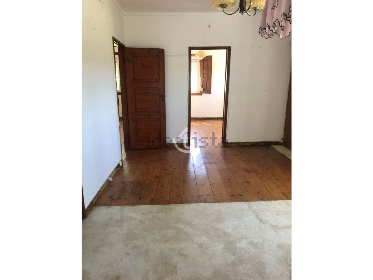 小楼房或独栋别墅出售在Rua de São José - 过道