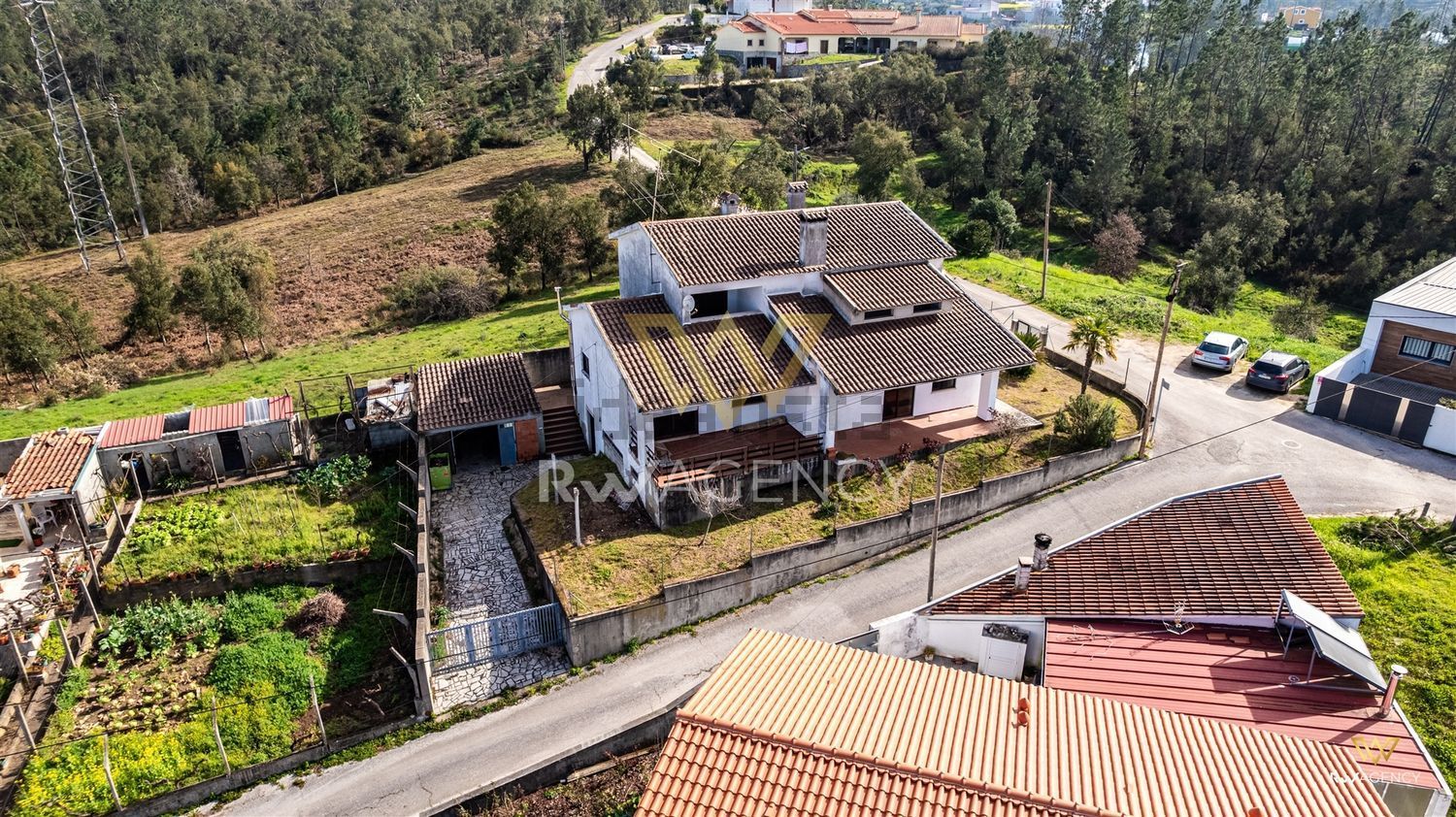 小楼房或独栋别墅出售在Sertã - 阳台