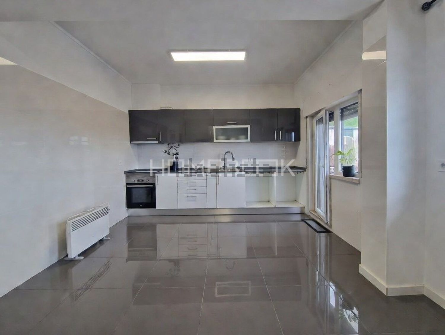 出租公寓 t2在Bairro Novo - Quinta Dona Maria - 厨房