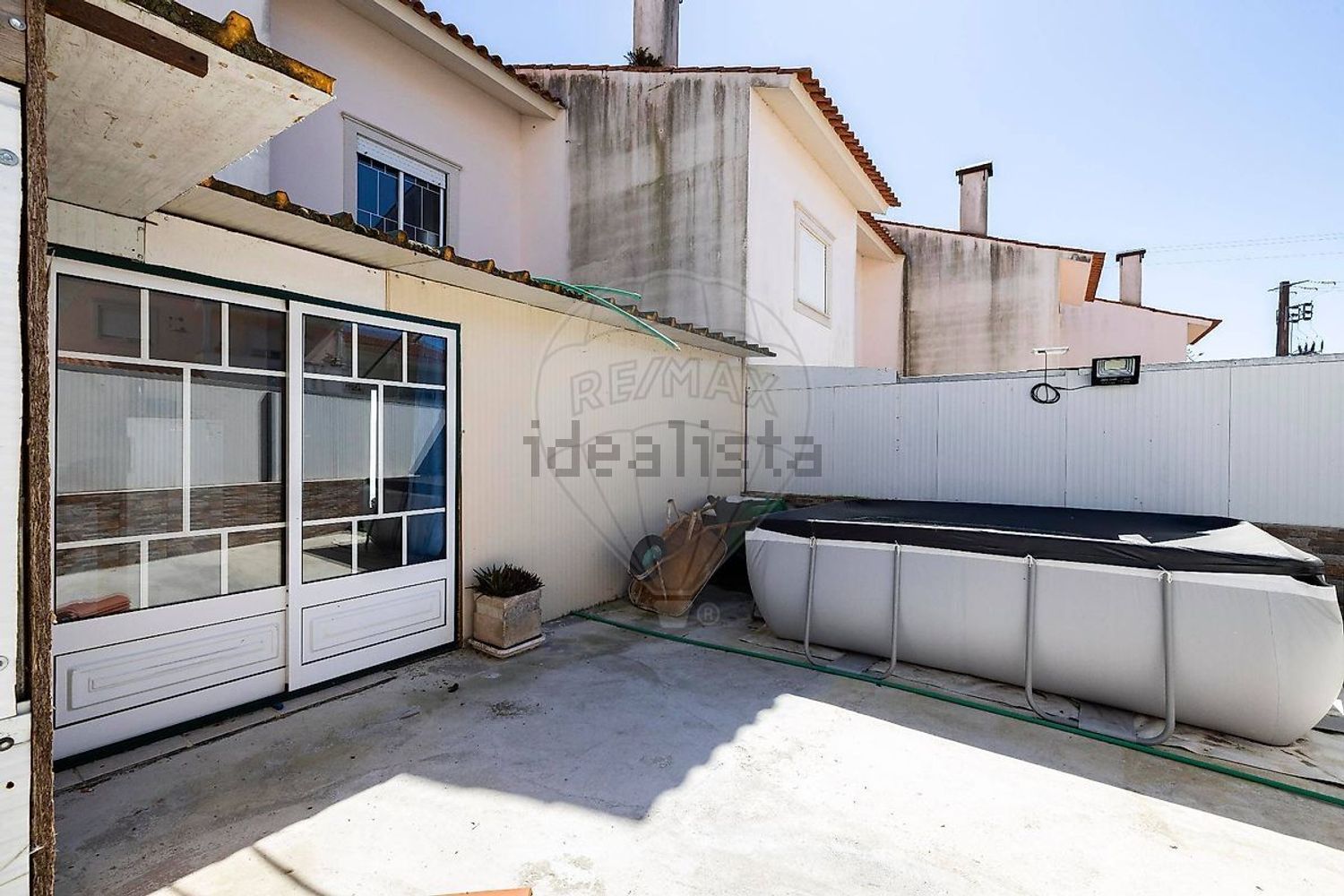 小楼房或独栋别墅出售在Juncal - 阳台