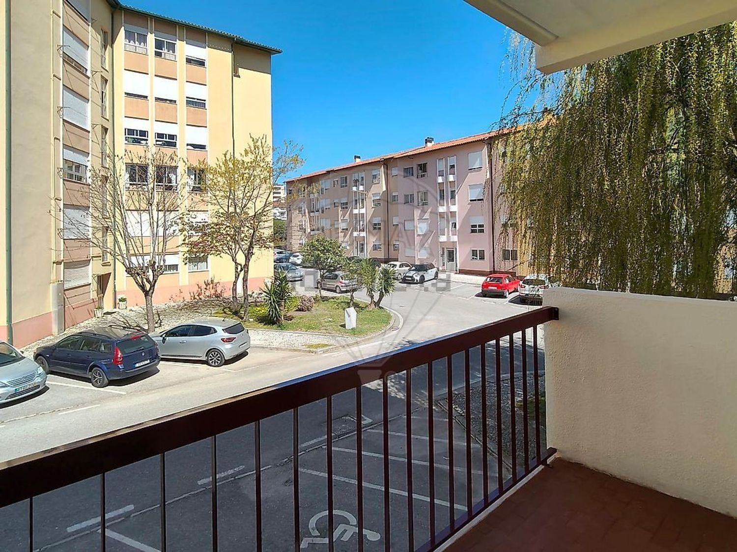公寓 t4出售在Avenida 1º de Maio - 阳台