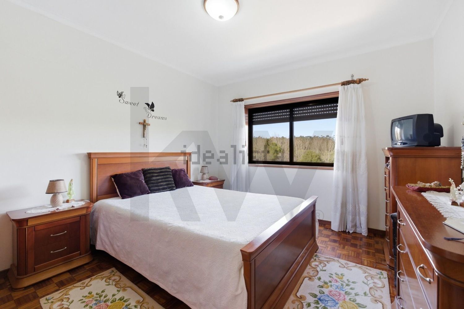 小楼房或别墅出售在Rua Monte de Baixo s/n - 卧室