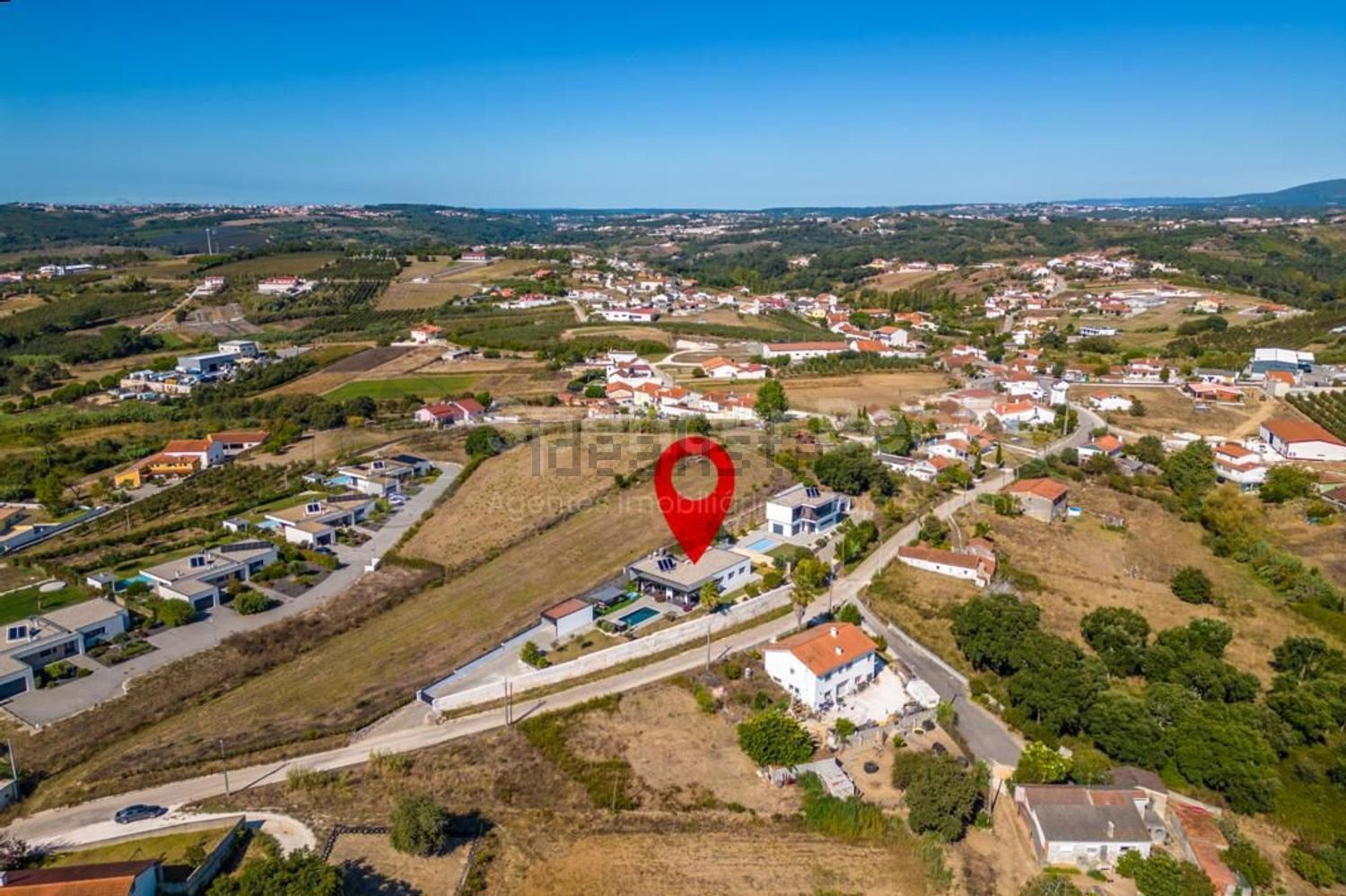 小楼房或独栋别墅出售在Évora de Alcobaça - 视线