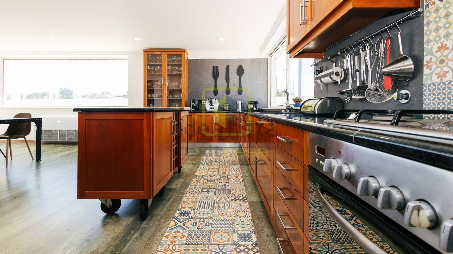 小楼房或独栋别墅出售在Lavos - 厨房