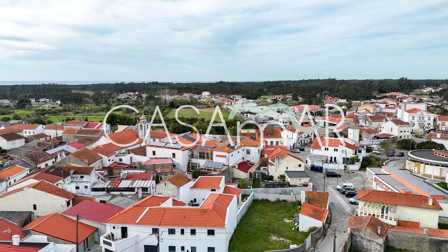 双拼别墅出售在Rua São Mamede, 7 - 游泳池