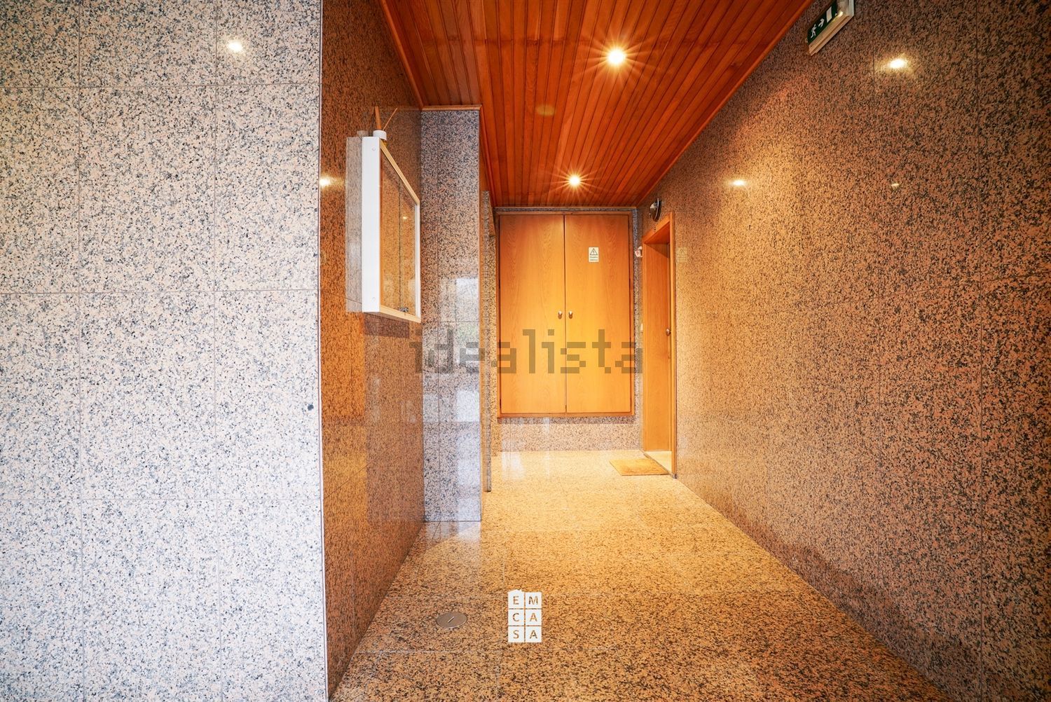 公寓 t2出售在Centro de Oliveira de Azeméis - 电梯