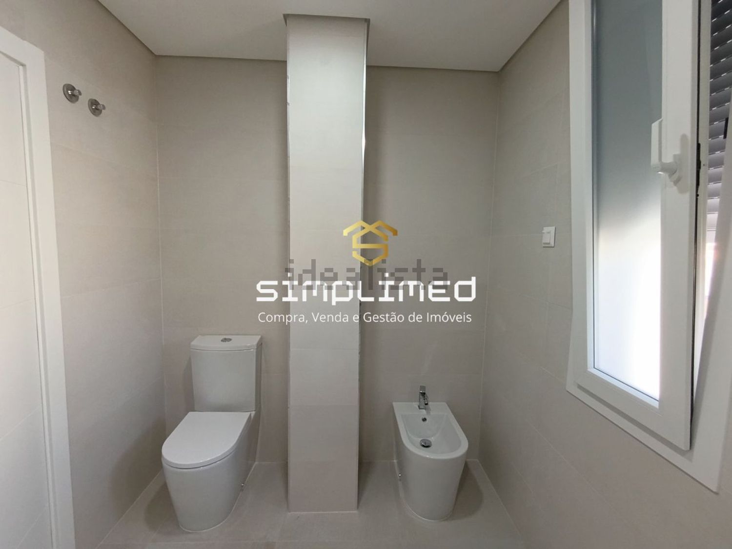 复式公寓出售在Covilhã e Canhoso - 卫生间