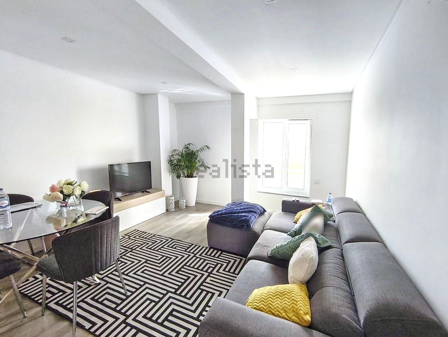 公寓 t2出售在Rua Francisco Guimaro - 客厅