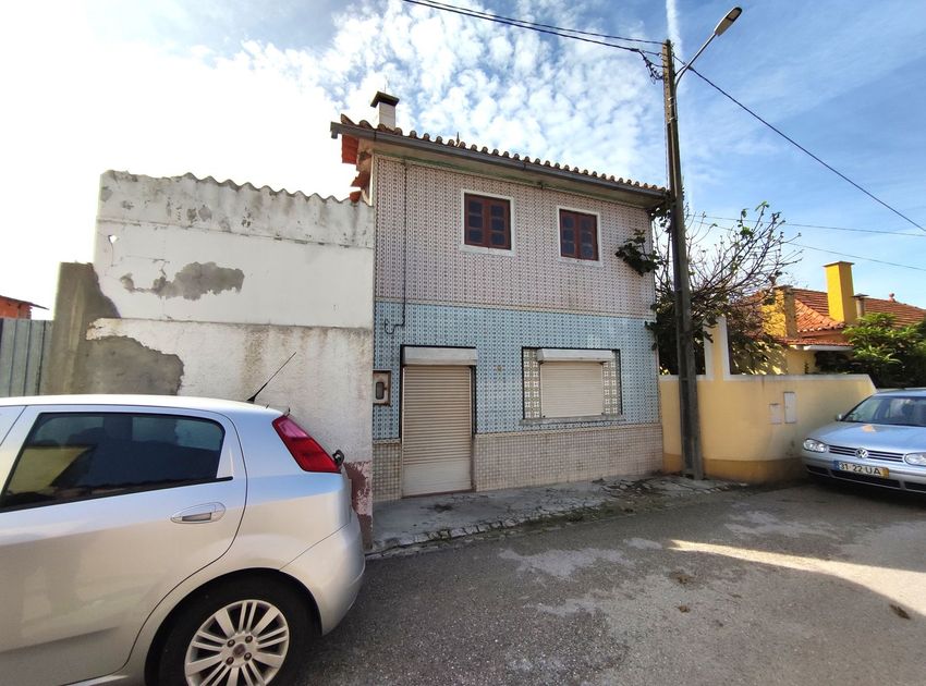 联排别墅出售在Rua do Palheiro, 11