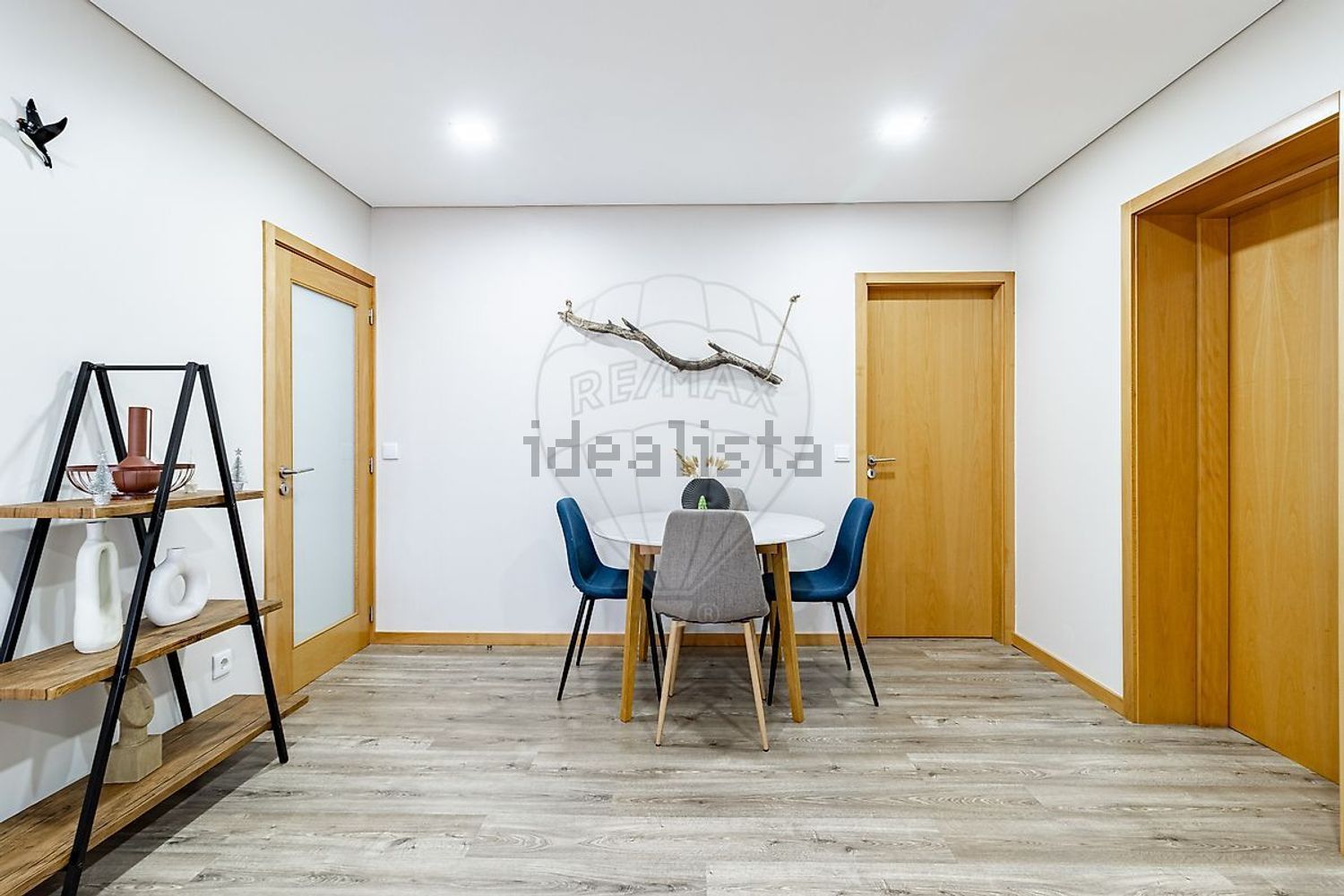 公寓 t3出售在Bairro da Marinha - 客厅