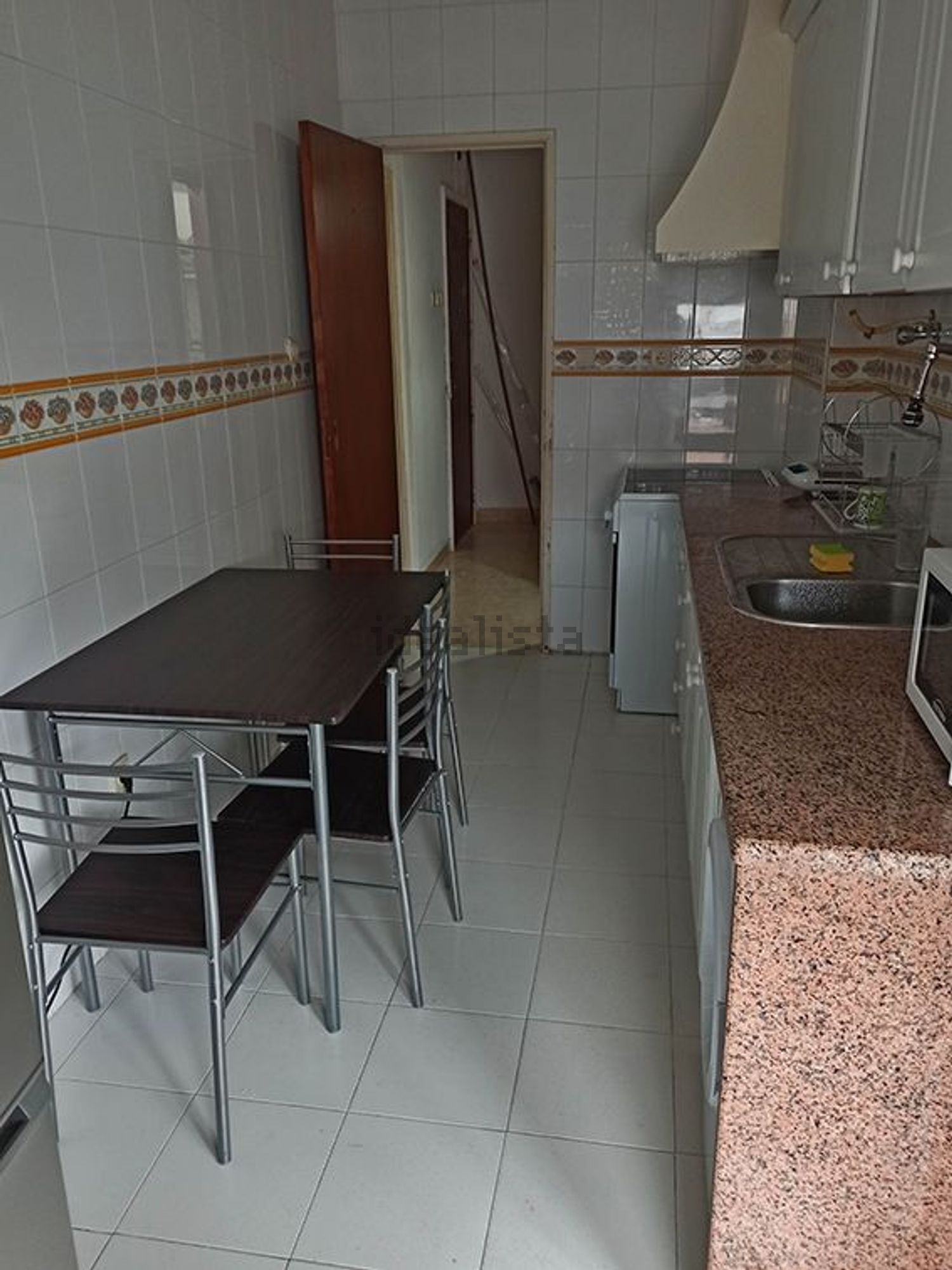 出租房间在Rua Frei António das Chagas, 40 - 厨房