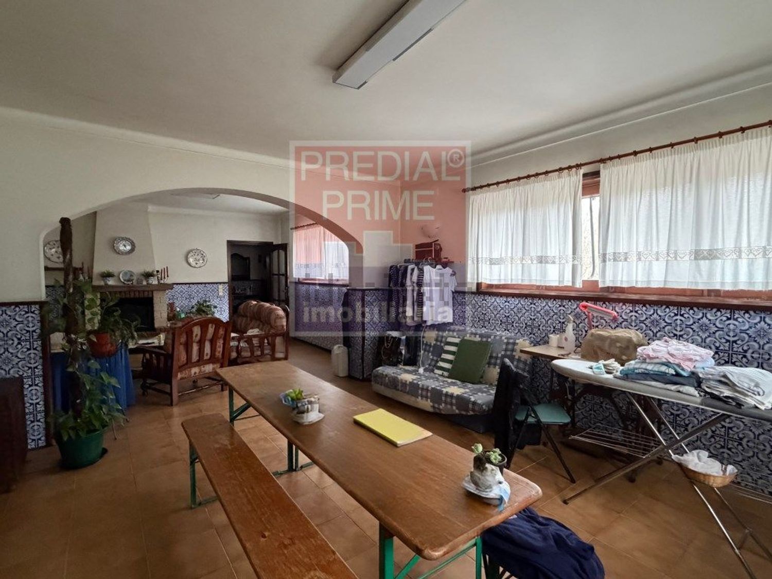 小楼房或独栋别墅出售在Rua Amândio Pereira Lucas - 客厅