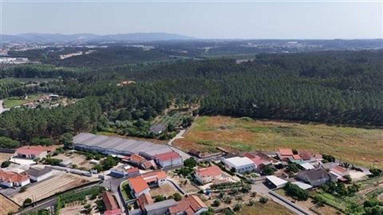 小楼房或独栋别墅出售在Rua dos Parceiros, 1155 - 视线