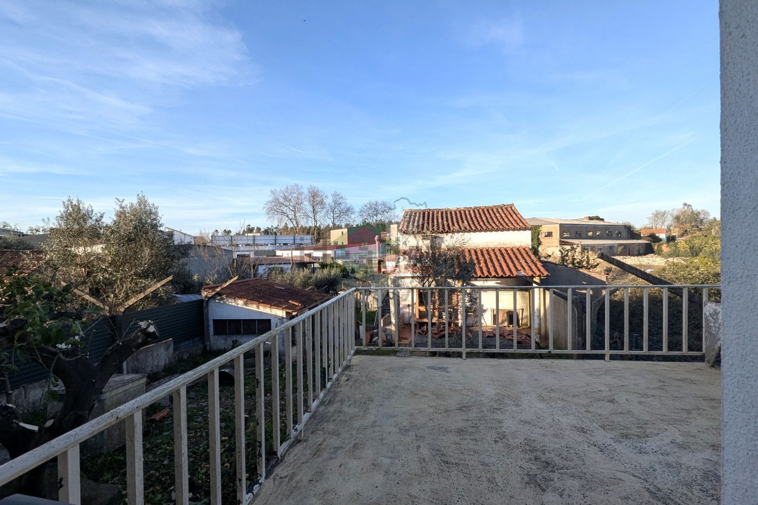 小楼房或独栋别墅出售在Cernache do Bonjardim - Nesperal - Palhais - 门廊