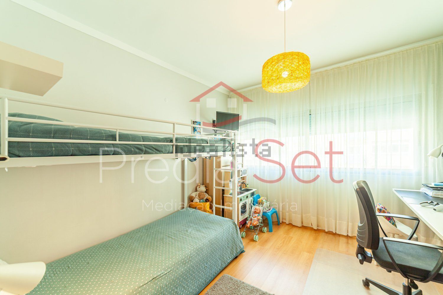 公寓 t2出售在Avenida Mestre Lima de Freitas s/n - 卧室