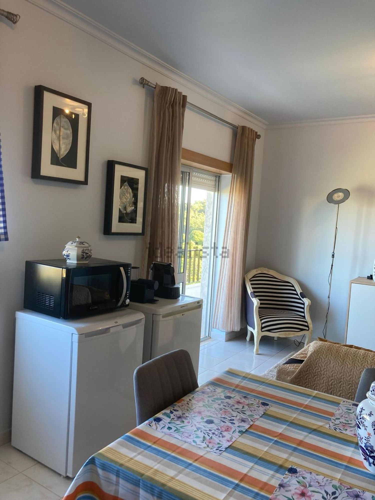 出租公寓 t2在Largo de Santo António, 1 - 客厅