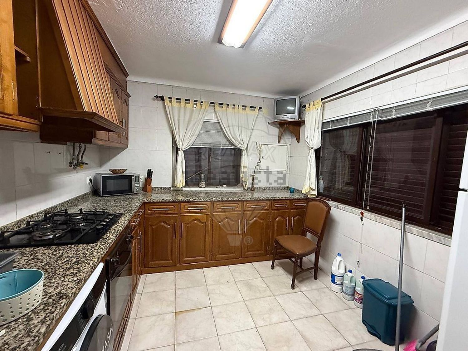 出租小楼房或独栋别墅在Rua das Rosas - 厨房