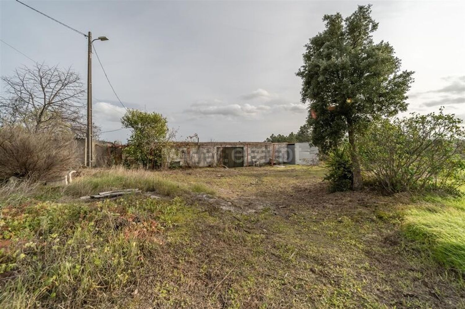 小楼房或别墅出售在Alpedrinha - 花园