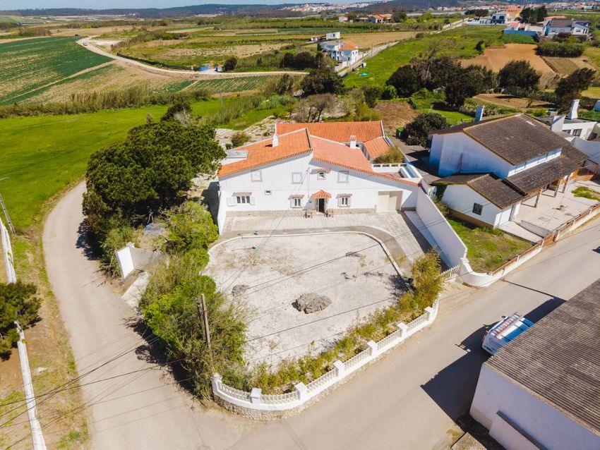 小楼房或别墅出售在Casais de Mestre Mendo - Coimbrã