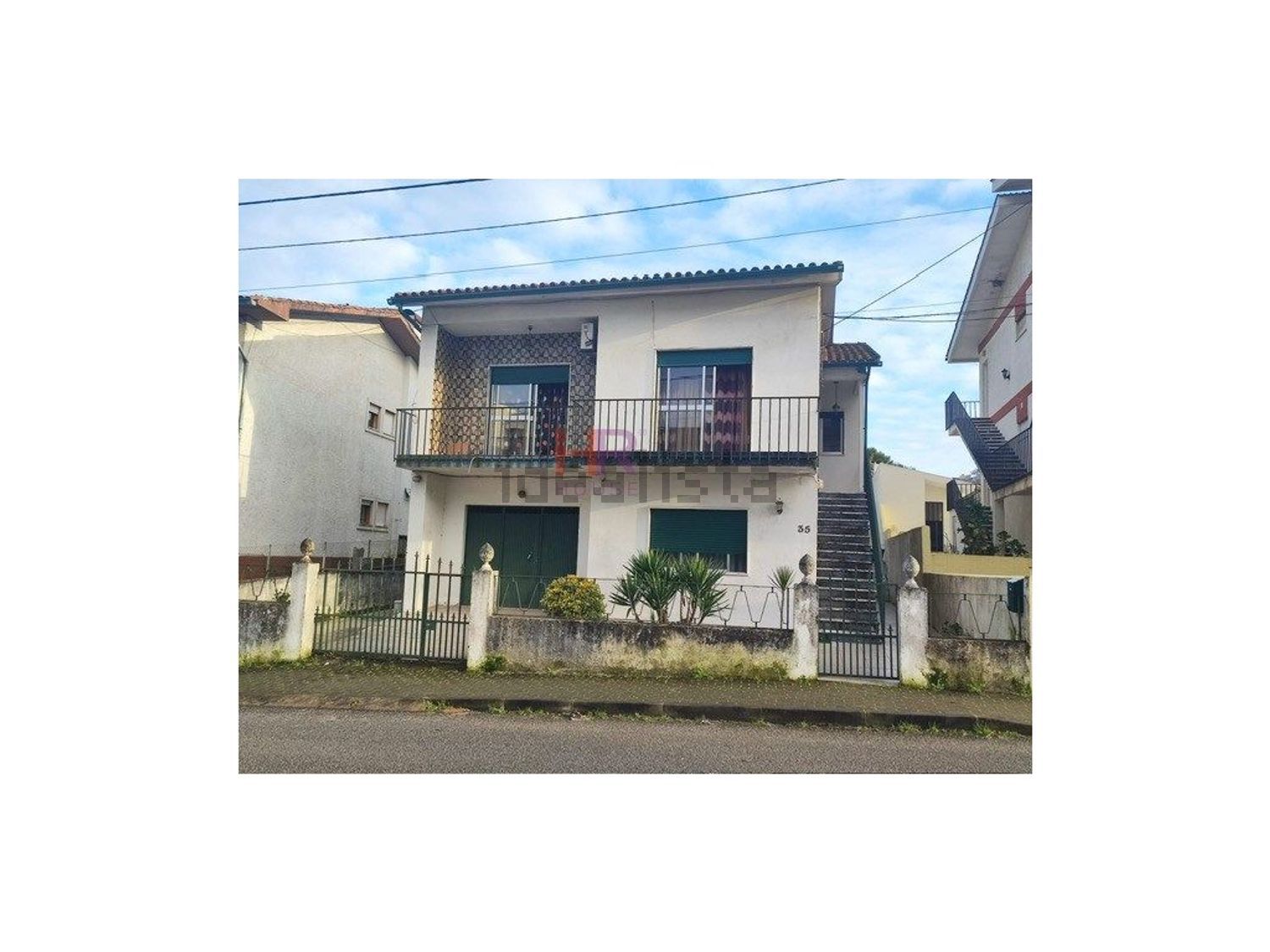小楼房或独栋别墅出售在São Martinho do Bispo e Ribeira de Frades - 外立面