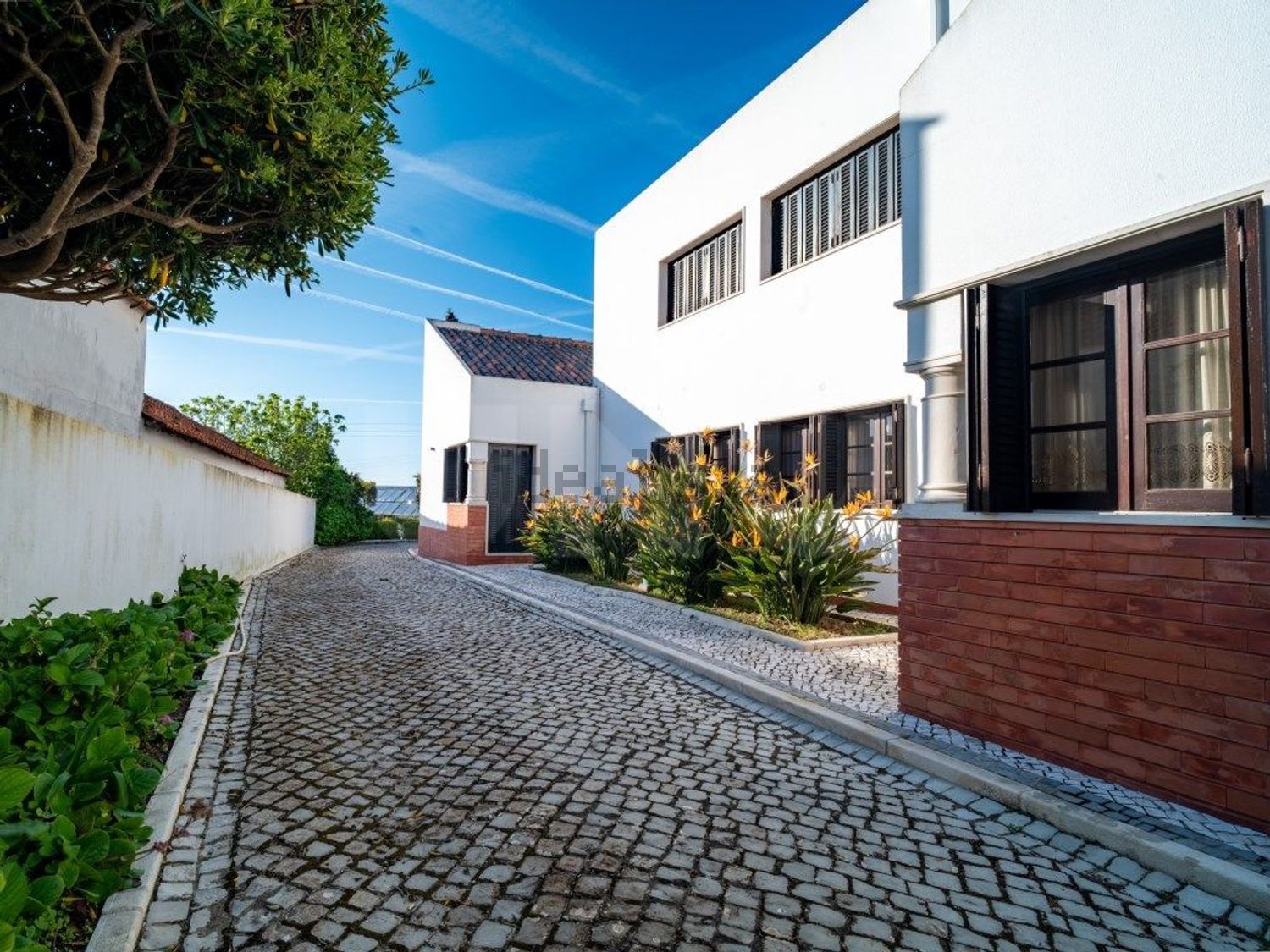 小楼房或独栋别墅出售在Rua da Barrada, 7 - 外立面