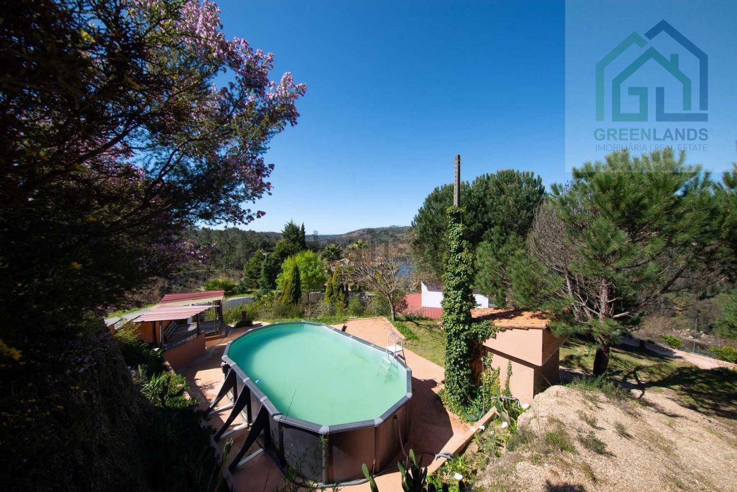 小楼房或独栋别墅出售在Póvoa de Midões - 游泳池