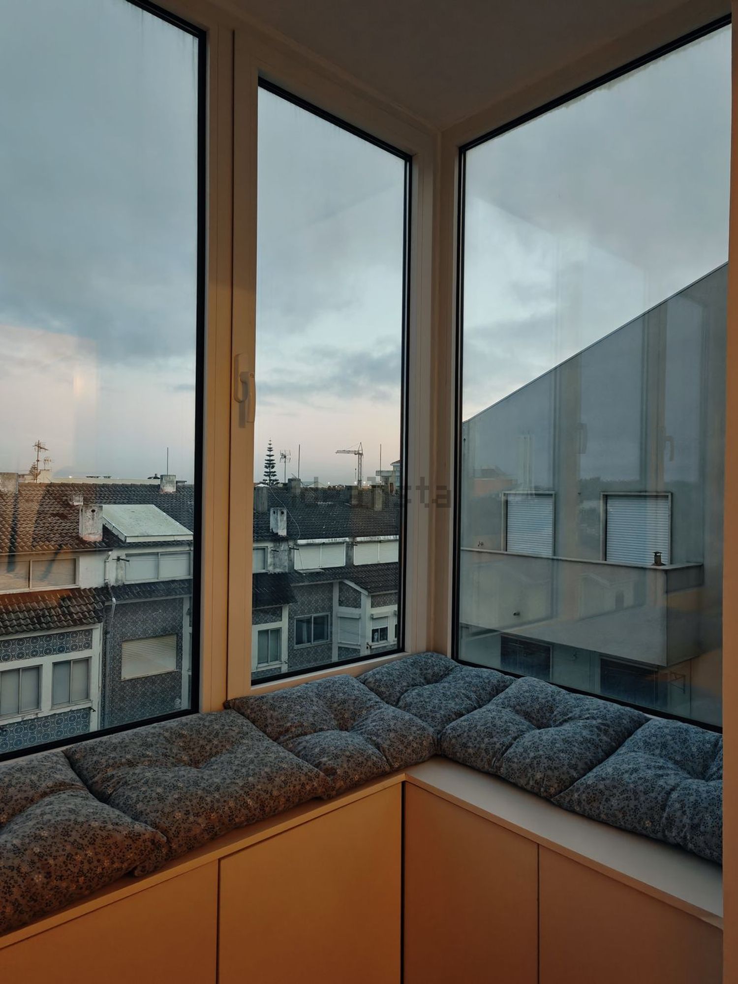 出租公寓 t2在Avenida Fernandes Lavrador, 211 - 阳台
