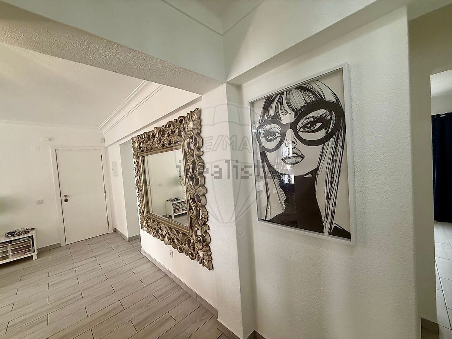 公寓 t4出售在Rua Teixeira de Pascoais - 过道