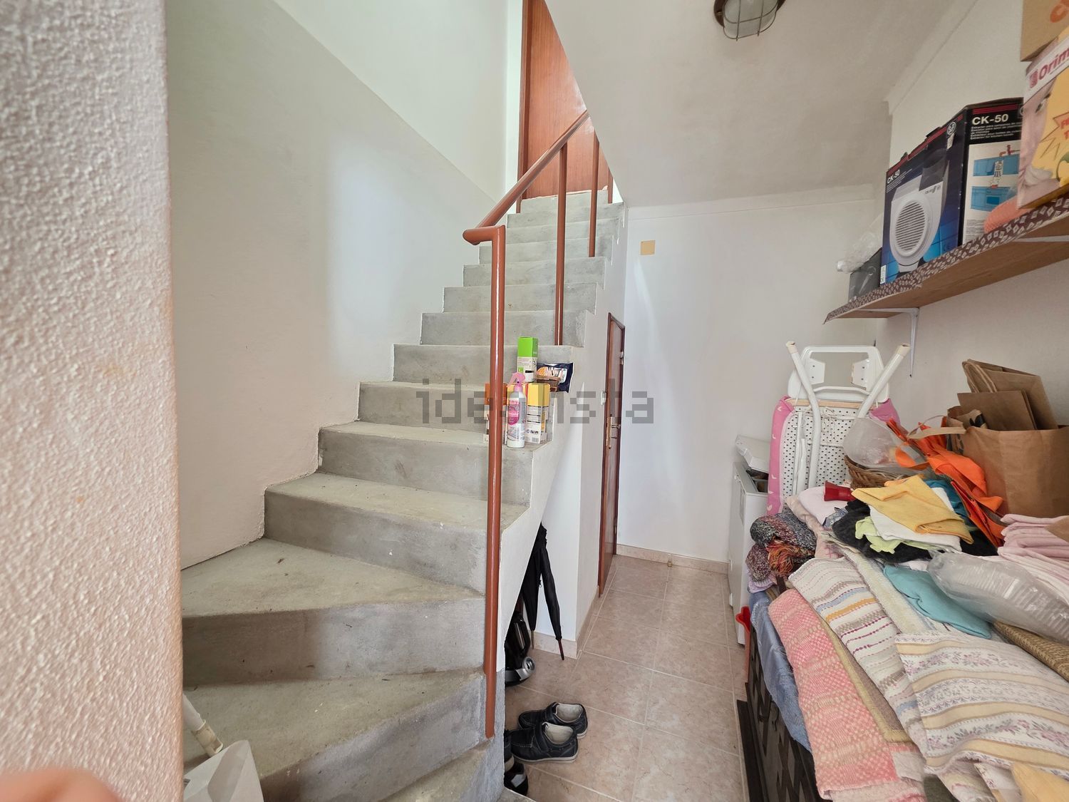 小楼房或独栋别墅出售Arega - 详情