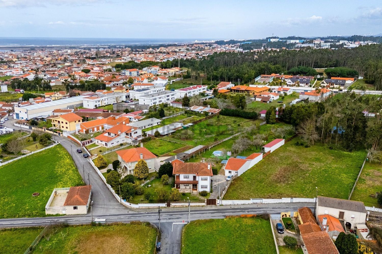 小楼房或别墅出售在Rua de Santa Marinha s/n - 照片