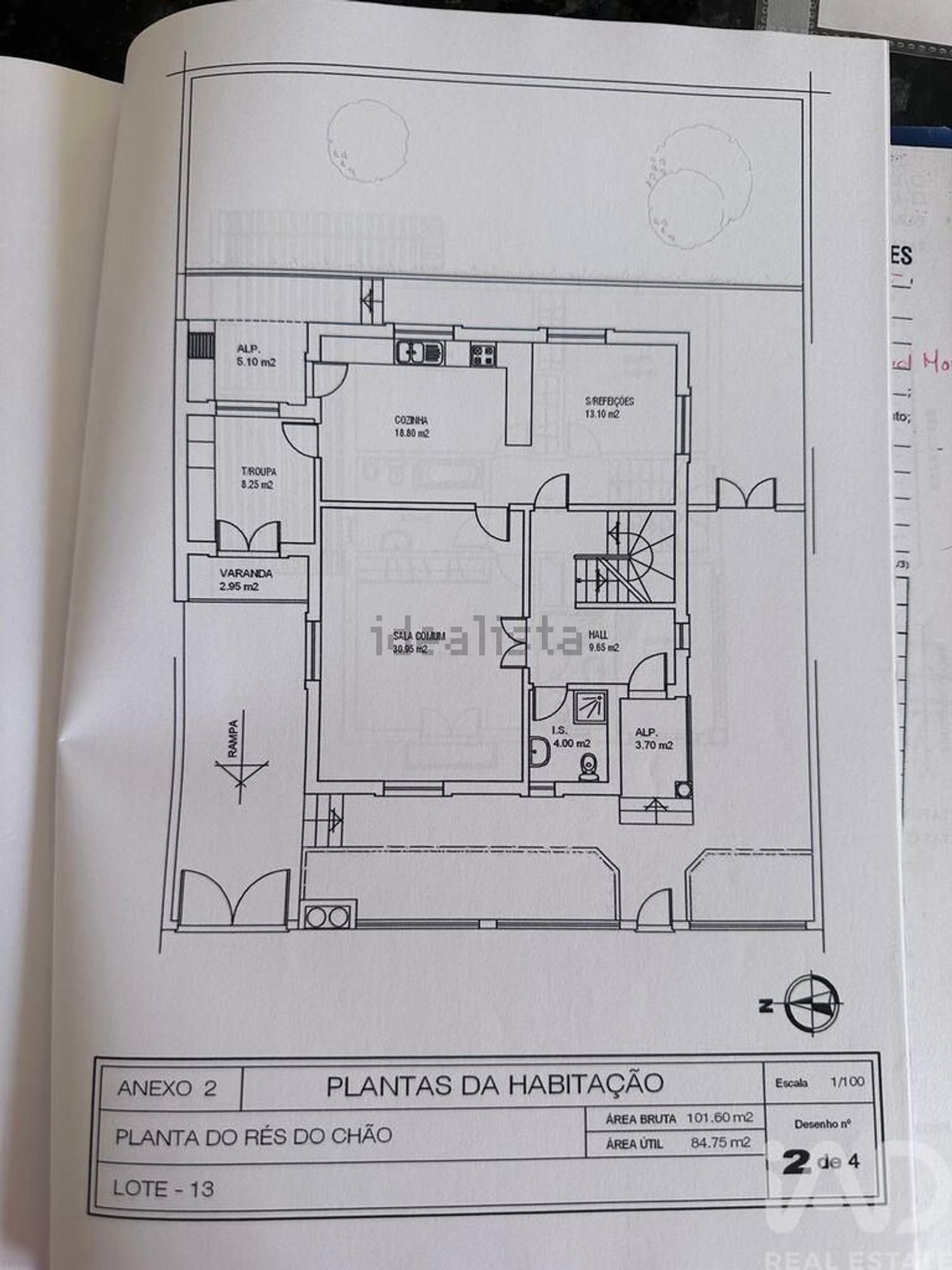 小楼房或独栋别墅出售在Praia da Consolação - 平面图