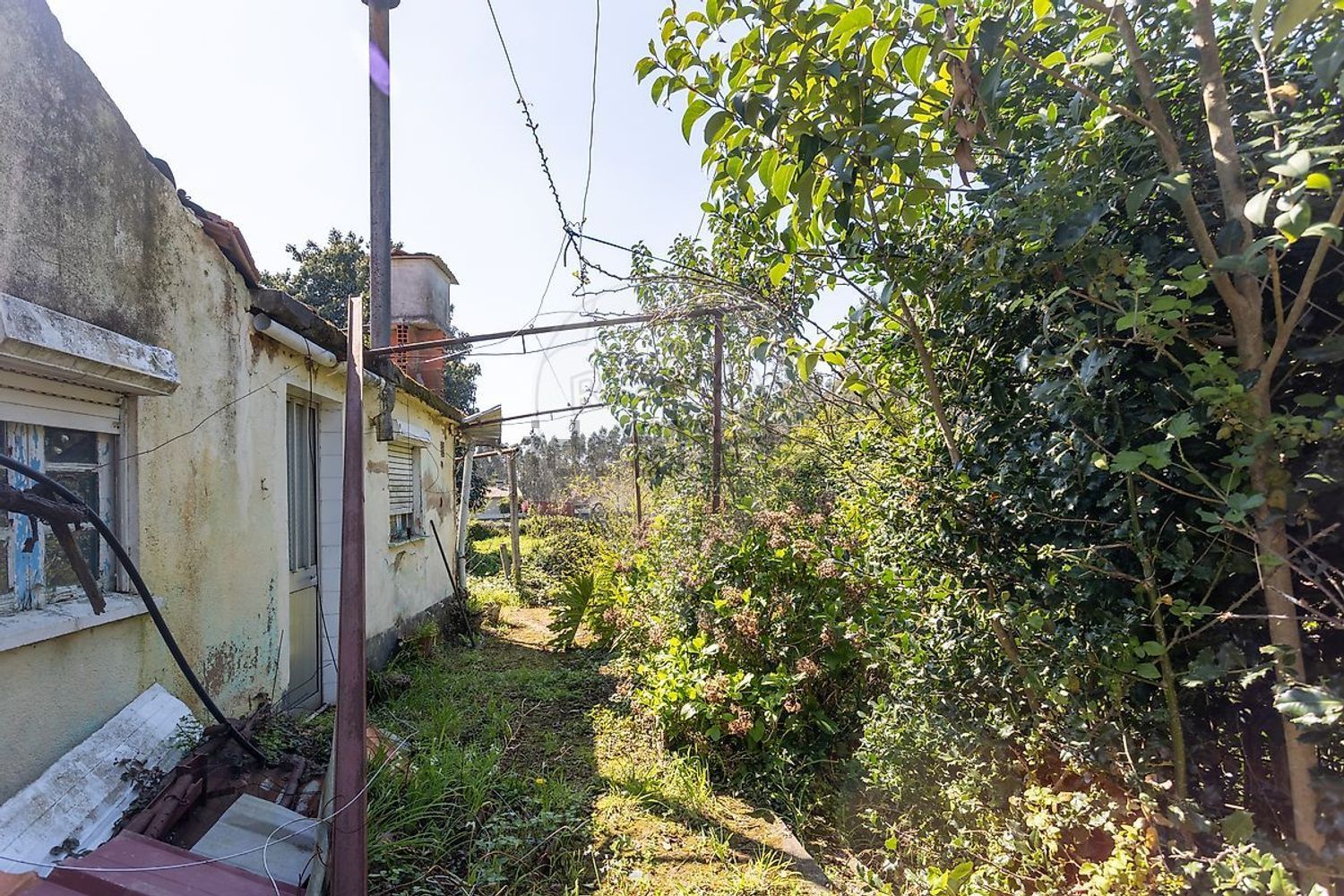 小楼房或独栋别墅出售在Rua Cemitério, 273 - 花园