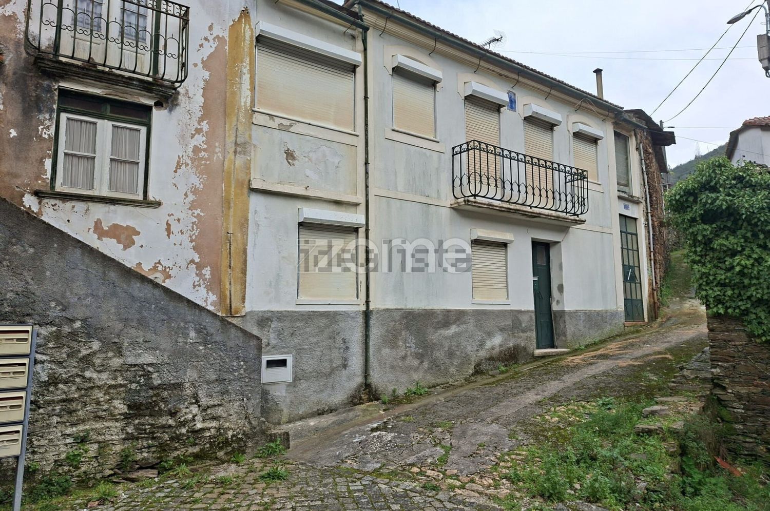 联排别墅出售在Rua Rainha Santa Isabel, 4 - 外立面
