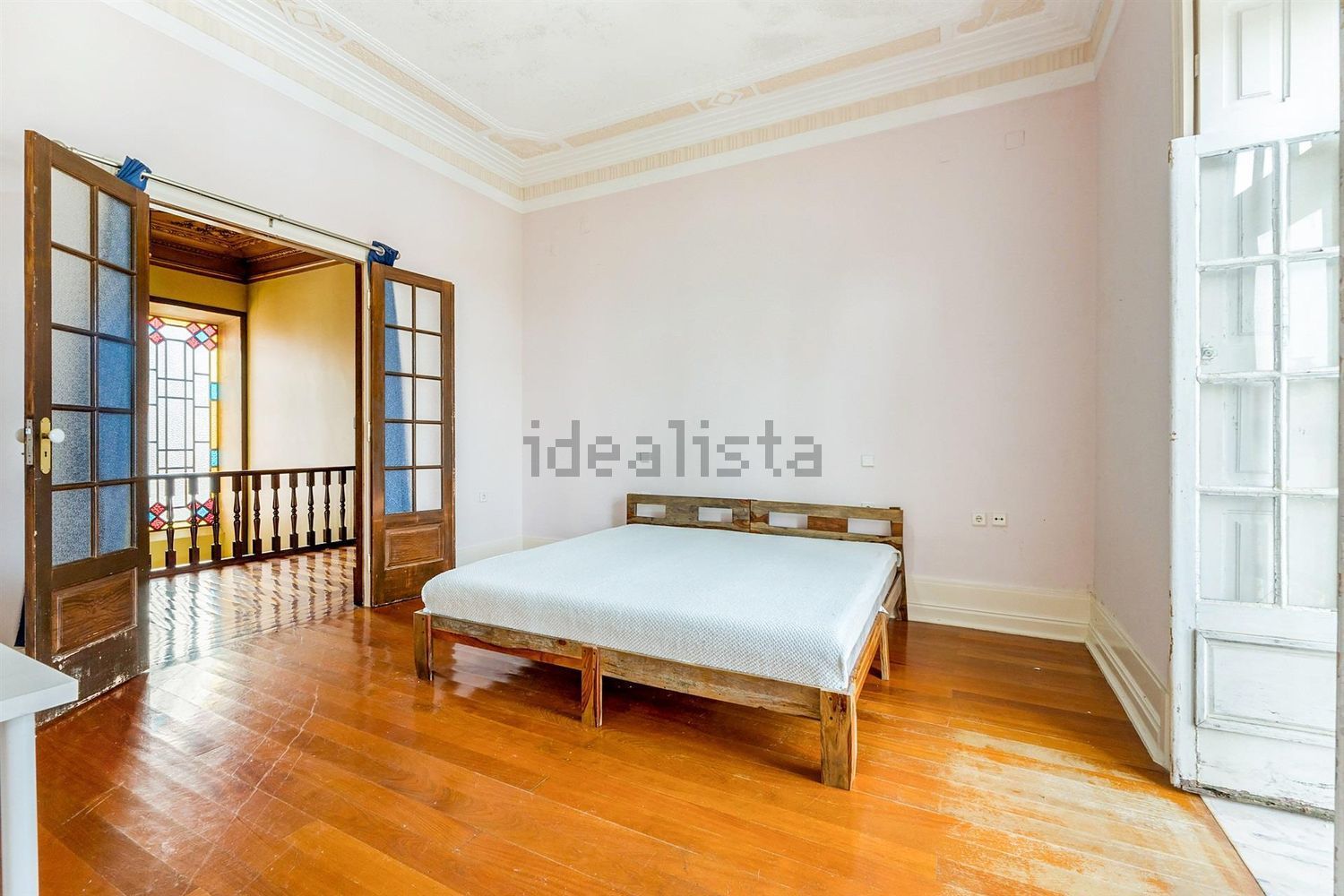 小楼房或独栋别墅出售在Largo de Santa Lúzia, 123 - 卧室