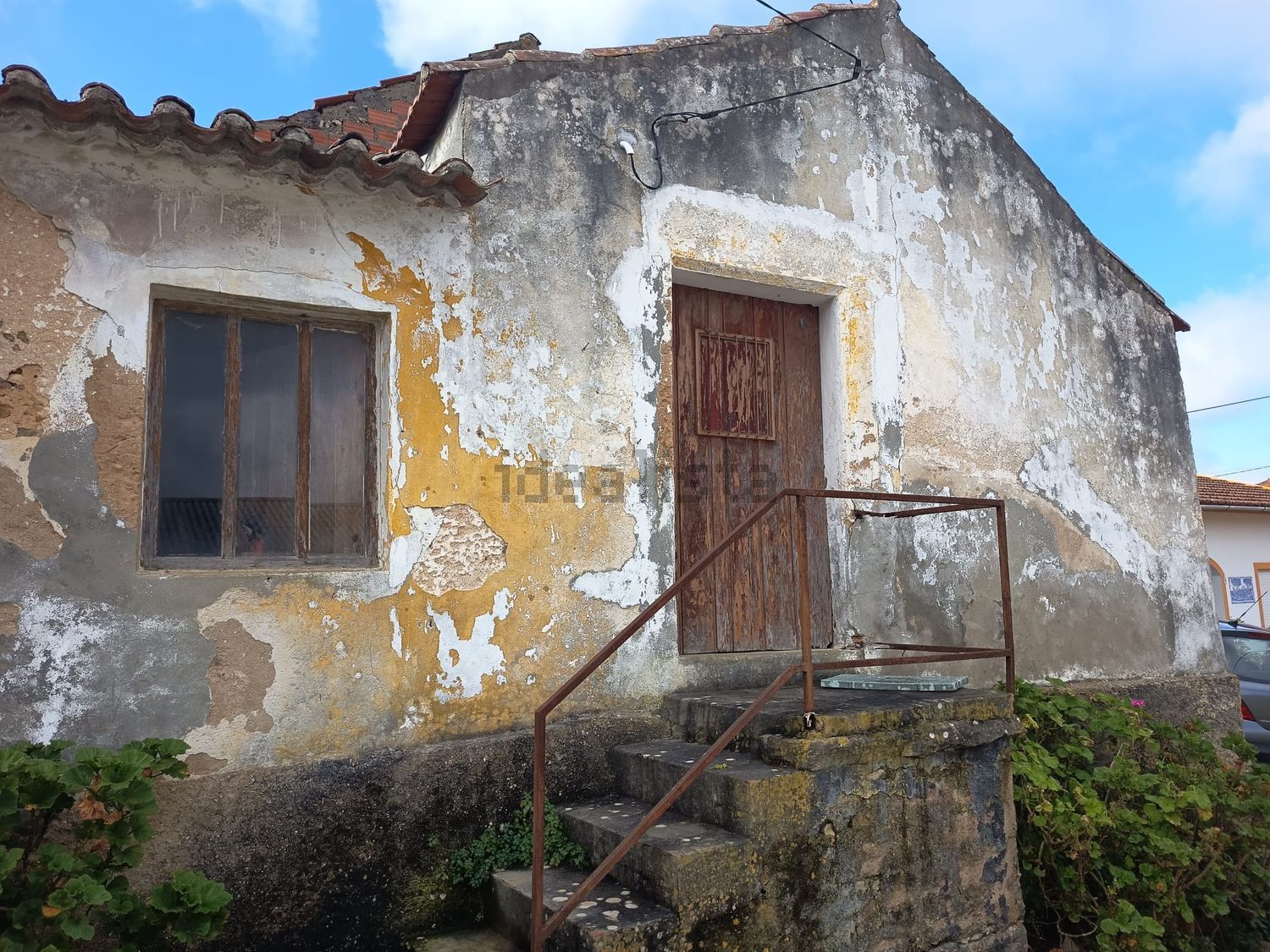 双拼别墅出售在Rua da Capela, 8 - 外立面