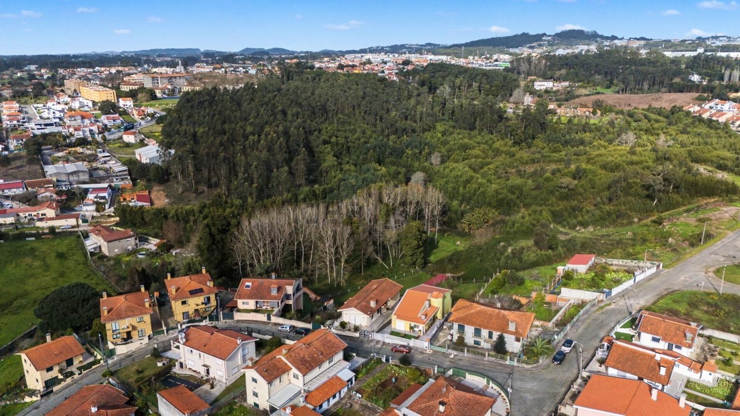 小楼房或别墅出售在Rua Monte de Baixo s/n - 视线