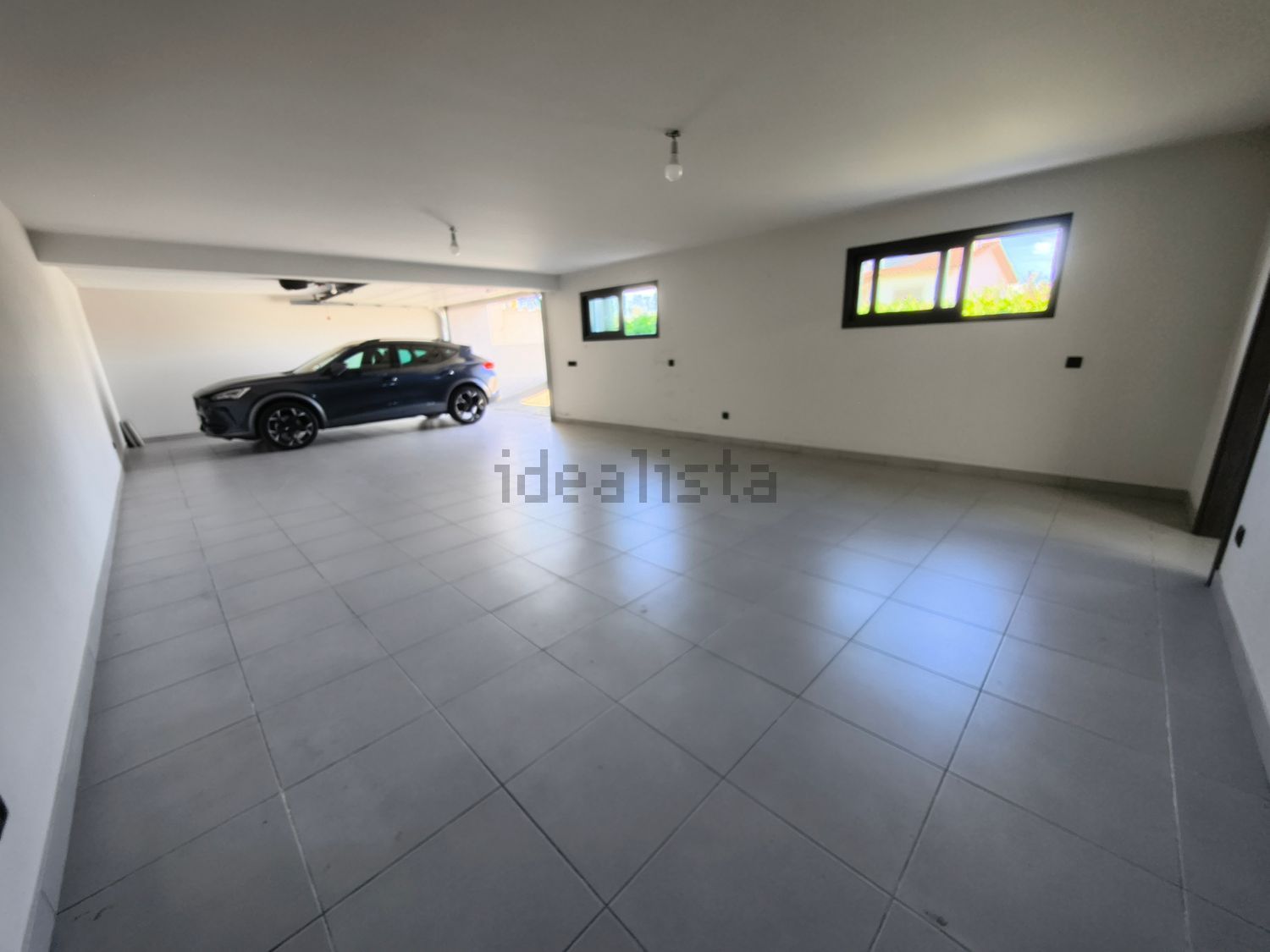 小楼房或独栋别墅出售在Rua do Cabeço da Fonte, 16 - 停车位