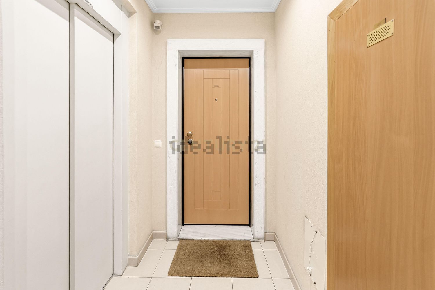 公寓 t3出售在Rua do Algarve, 17 - 过道