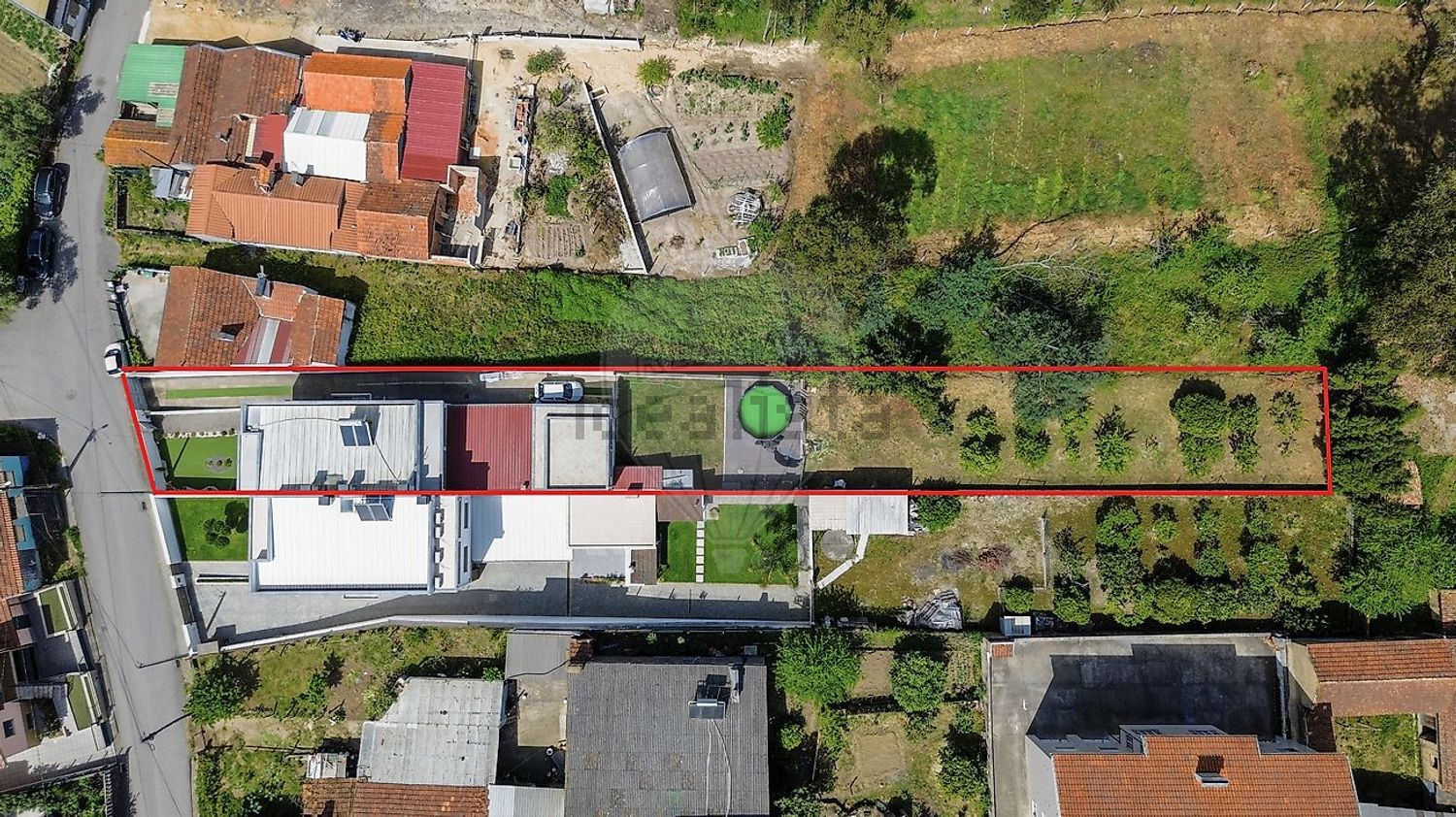 小楼房或独栋别墅出售在Rua Escola C+s - 外立面