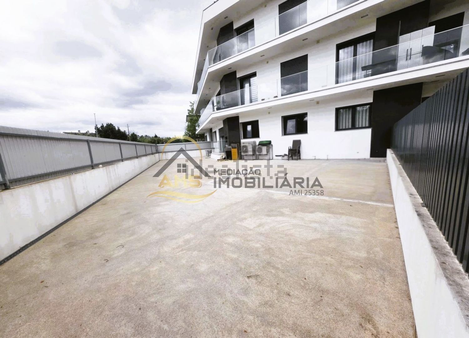 公寓 t3出售在Rua D - Urbanização Quinta do Barroso, 5 - 游泳池