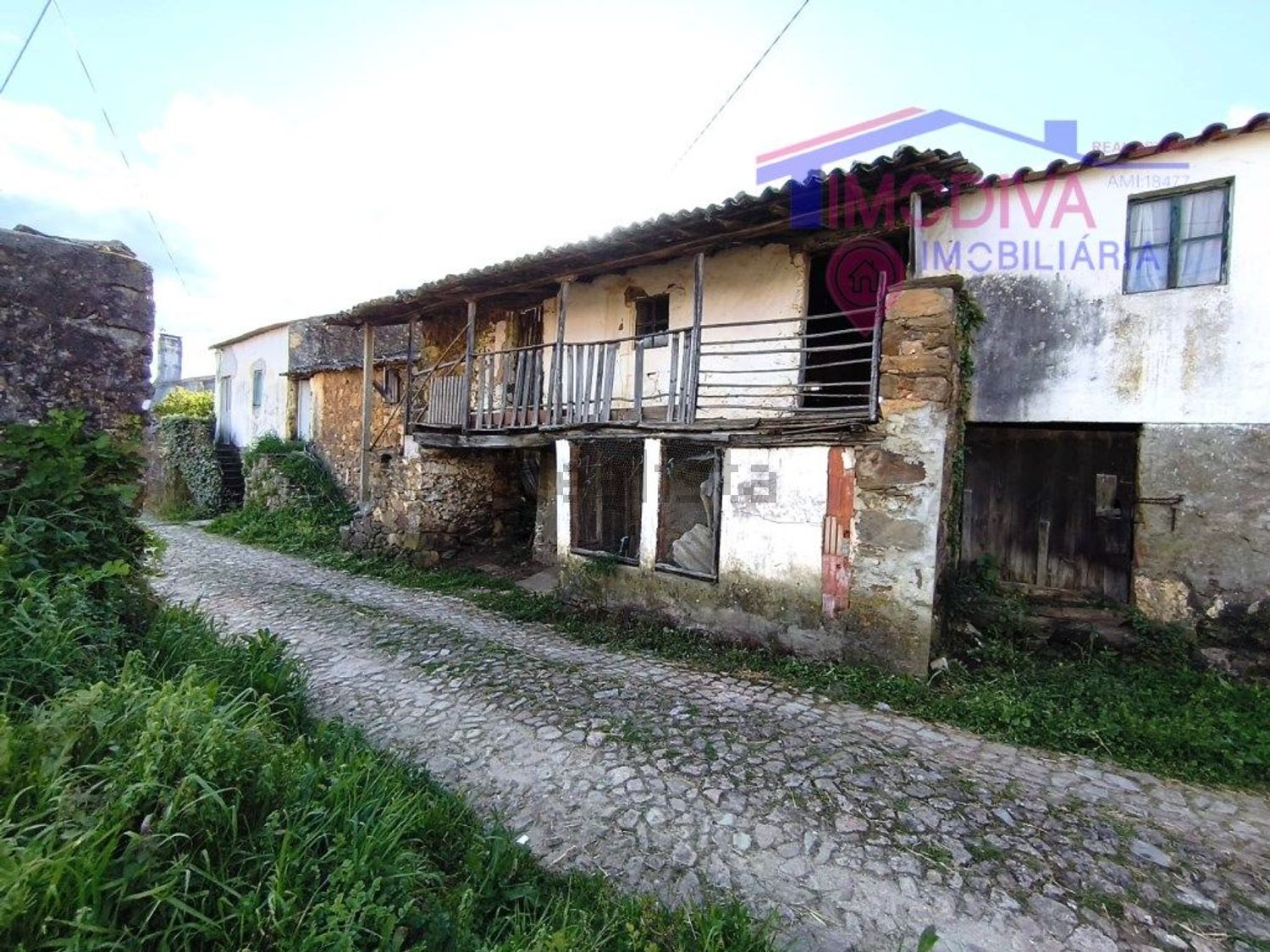小楼房或独栋别墅出售在Figueiró dos Vinhos e Bairradas - 外立面