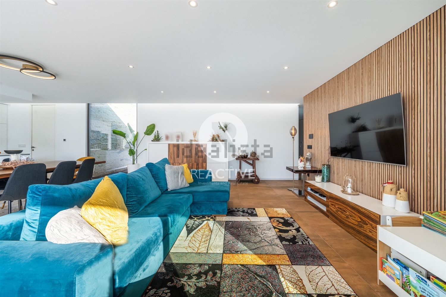 小楼房或独栋别墅出售在Rua da Peneda Porto Tonce, 85 - 客厅