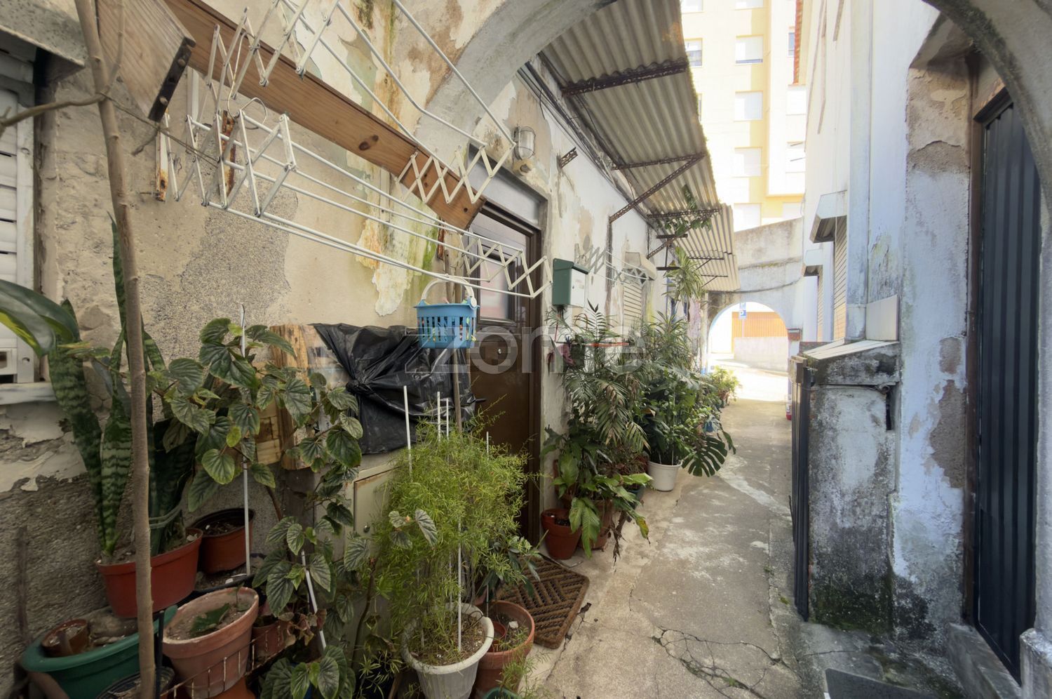 小楼房或独栋别墅出售在Rua Frei Brás de Braga, 120 - 外立面