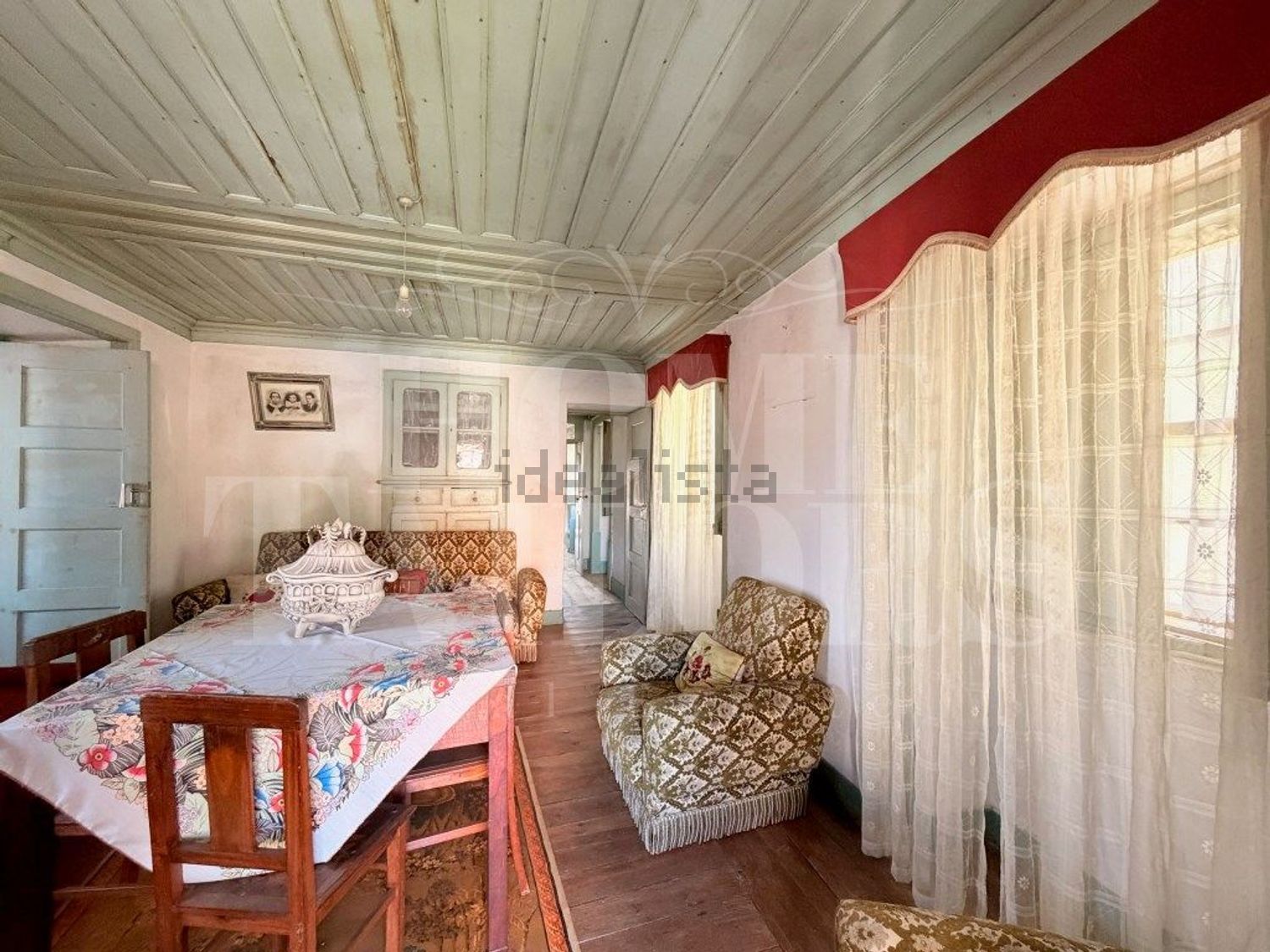 小楼房或独栋别墅出售在Estrada Nova - 客厅